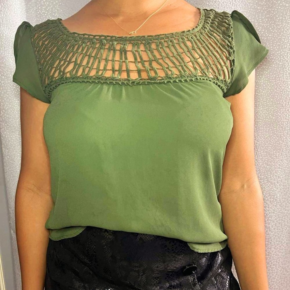Green shirt